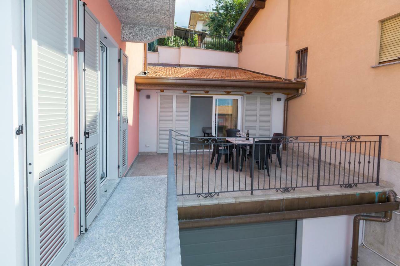 Casa Fiore Lezzeno Exterior photo